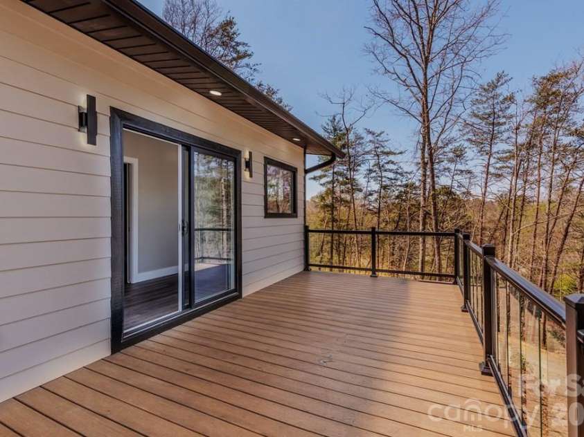 85 Elrod Drive, Ela, NC 28789.  MLS# CAR4367782, YatesRealty ID 14702. 