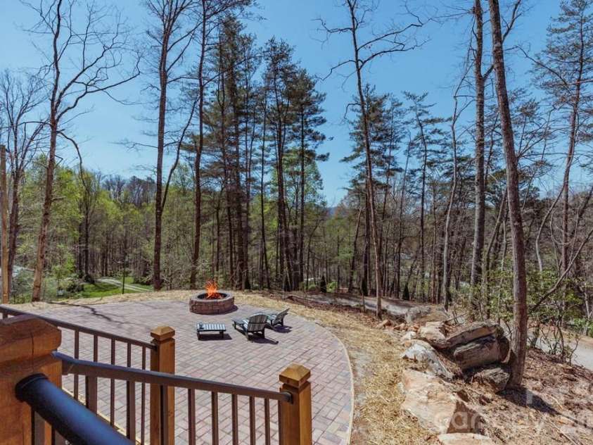 85 Elrod Drive, Ela, NC 28789.  MLS# CAR4367782, YatesRealty ID 14702. 