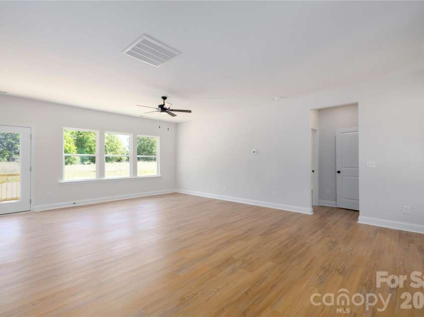 1909 Friendly Lane, Newton, NC 28658.  MLS# CAR4371462, YatesRealty ID 14703. Large, Open Living / Dining Area