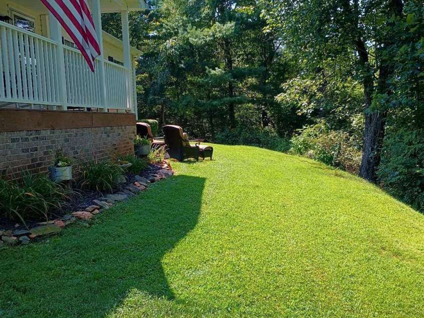 213 Wimbledon Court, Leicester, NC 28748.  MLS# CAR4246248, YatesRealty ID 14703. 