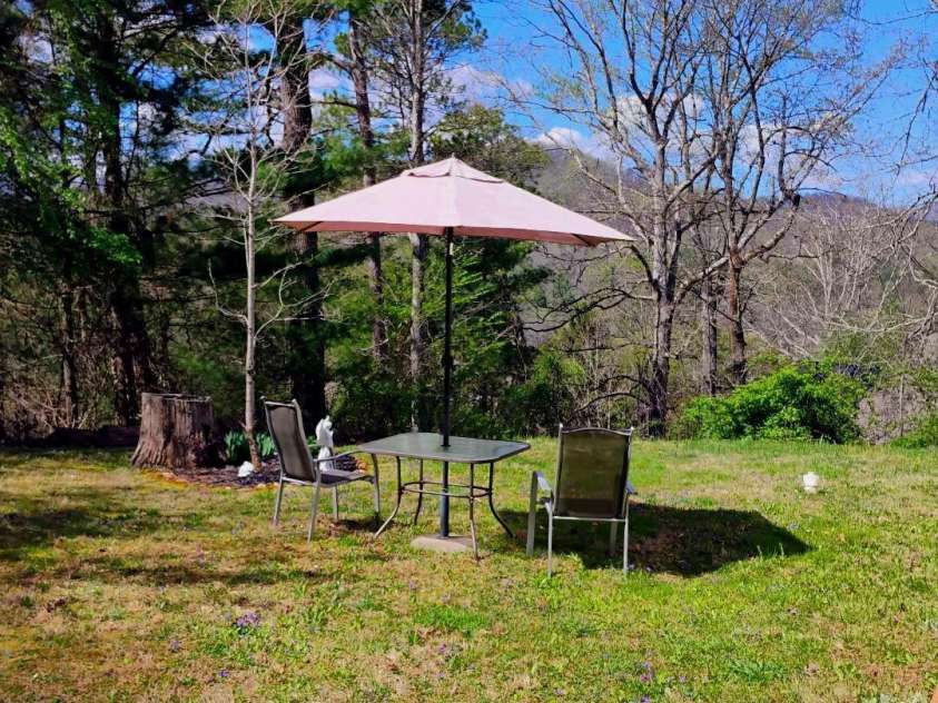213 Wimbledon Court, Leicester, NC 28748.  MLS# CAR4246248, YatesRealty ID 14703. 