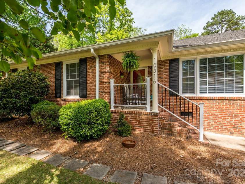 10316 Whitethorn Drive, Charlotte, NC 28277.  MLS# CAR4247259, YatesRealty ID 14704. 