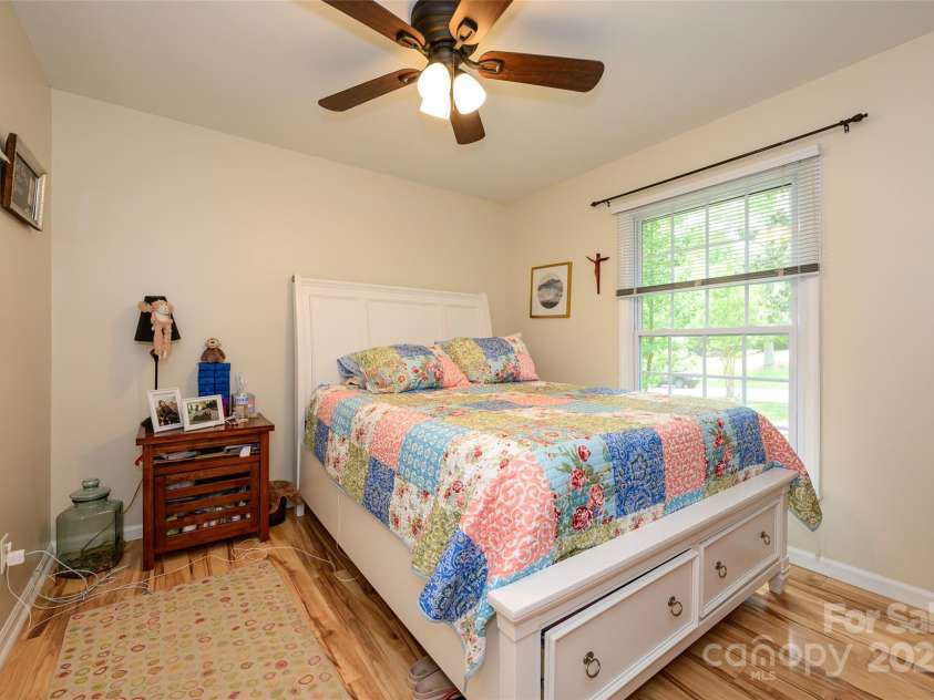 10316 Whitethorn Drive, Charlotte, NC 28277.  MLS# CAR4247259, YatesRealty ID 14704. 