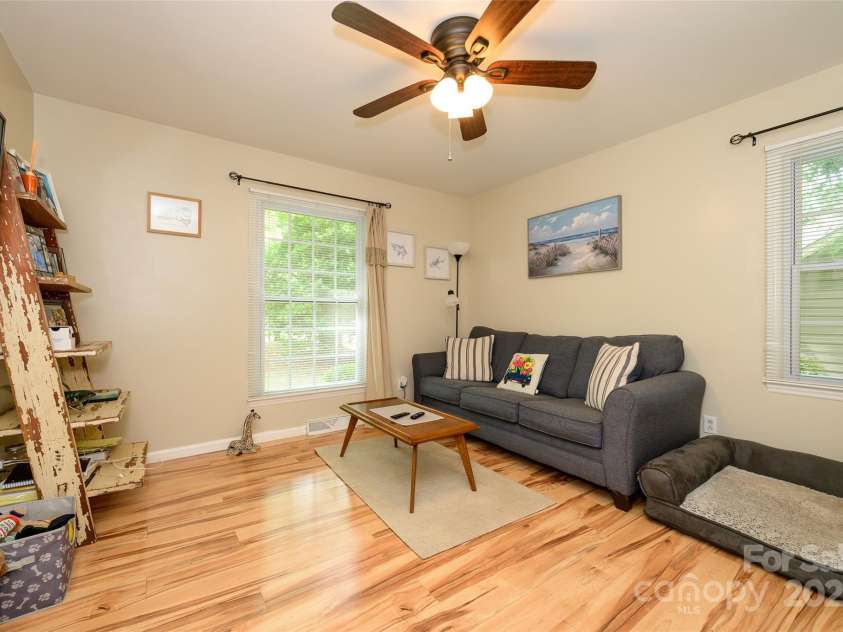 10316 Whitethorn Drive, Charlotte, NC 28277.  MLS# CAR4247259, YatesRealty ID 14704. 