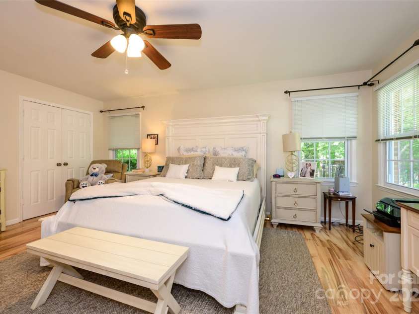 10316 Whitethorn Drive, Charlotte, NC 28277.  MLS# CAR4247259, YatesRealty ID 14704. 