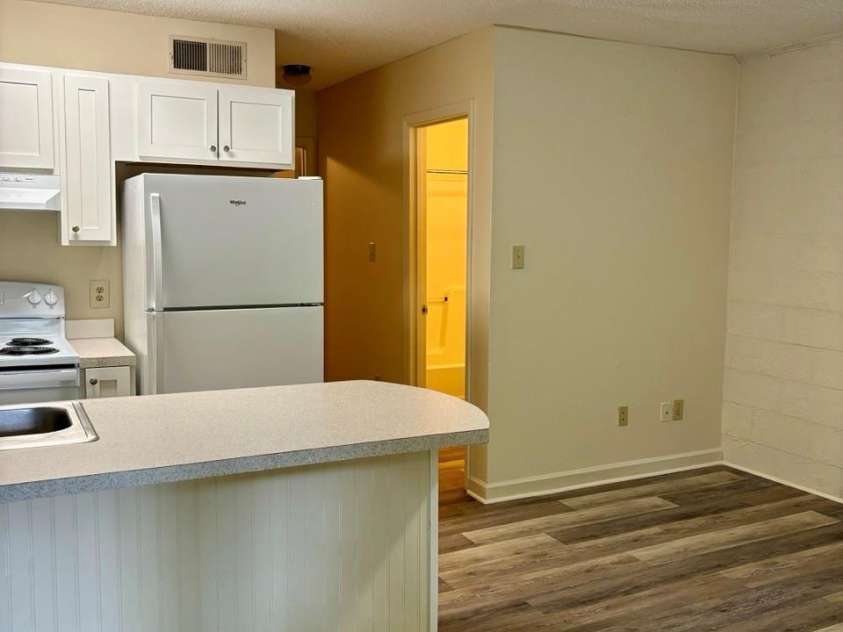 116 Fairview Street, Shelby, NC 28152.  MLS# CAR4252244, YatesRealty ID 14706. Unit 3