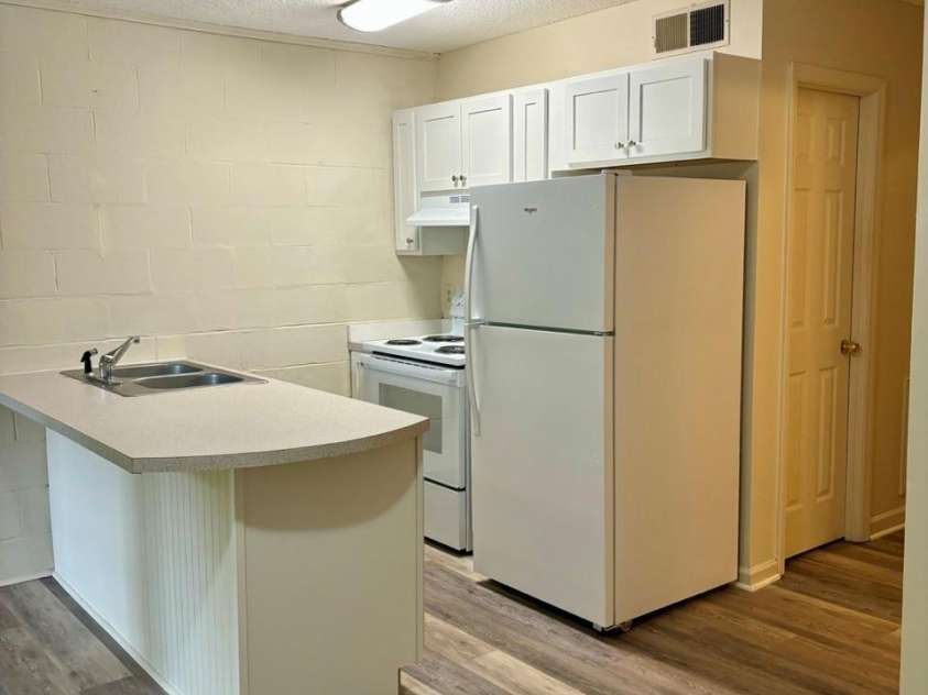 116 Fairview Street, Shelby, NC 28152.  MLS# CAR4252244, YatesRealty ID 14706. Unit 3