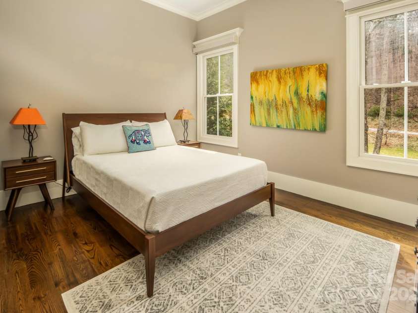 14 Twinflower Trail, Asheville, NC 28804.  MLS# CAR4231774, YatesRealty ID 14707. Lower Level Bedroom