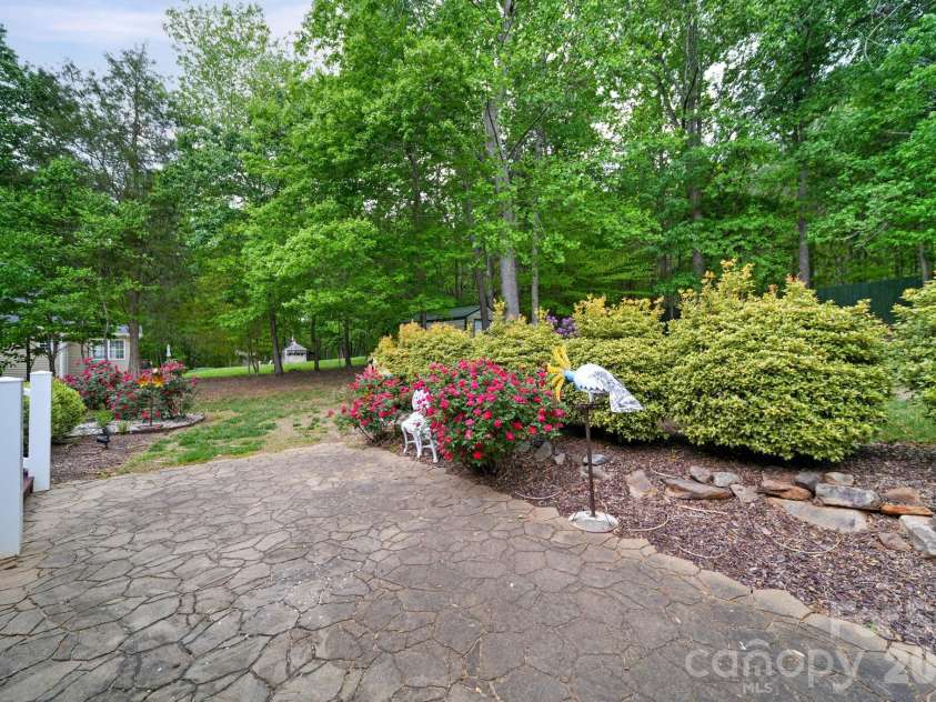 169 Winding Creek Drive, Troutman, NC 28166.  MLS# CAR4323292, YatesRealty ID 14707. Patio