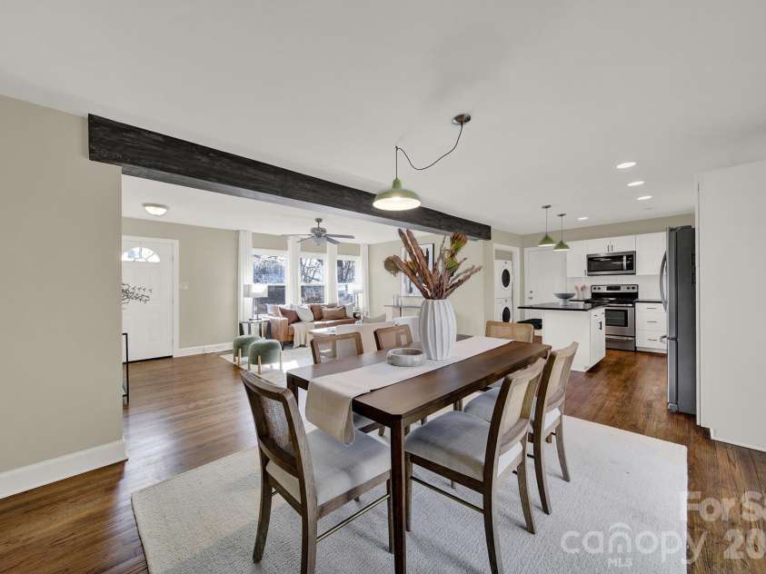 7424 Watercrest Road, Charlotte, NC 28210.  MLS# CAR4302192, YatesRealty ID 14708. 