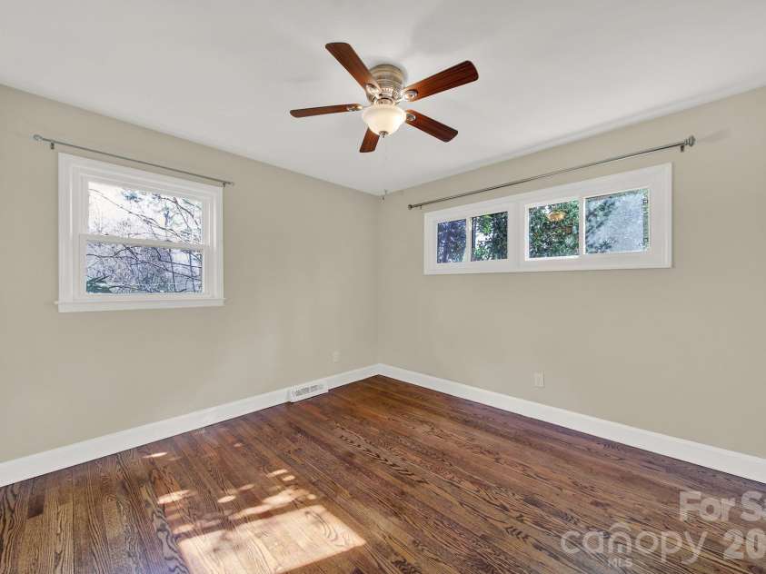 7424 Watercrest Road, Charlotte, NC 28210.  MLS# CAR4302192, YatesRealty ID 14708. 