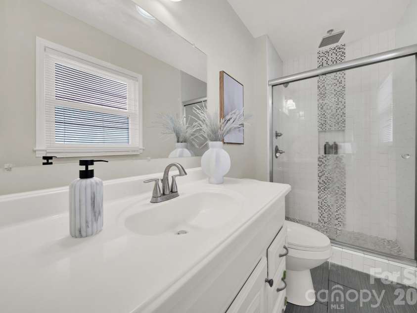 7424 Watercrest Road, Charlotte, NC 28210.  MLS# CAR4302192, YatesRealty ID 14708. 