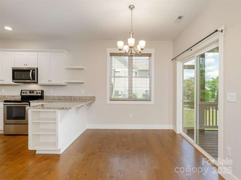 896 Blacksmith Run Drive, Hendersonville, NC 28792.  MLS# CAR4259496, YatesRealty ID 14708. 