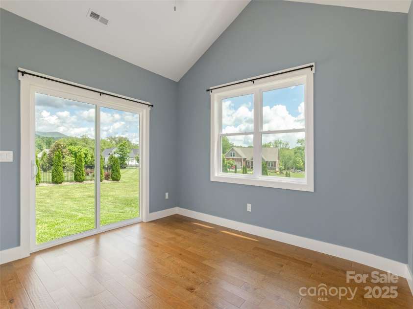 896 Blacksmith Run Drive, Hendersonville, NC 28792.  MLS# CAR4259496, YatesRealty ID 14708. 