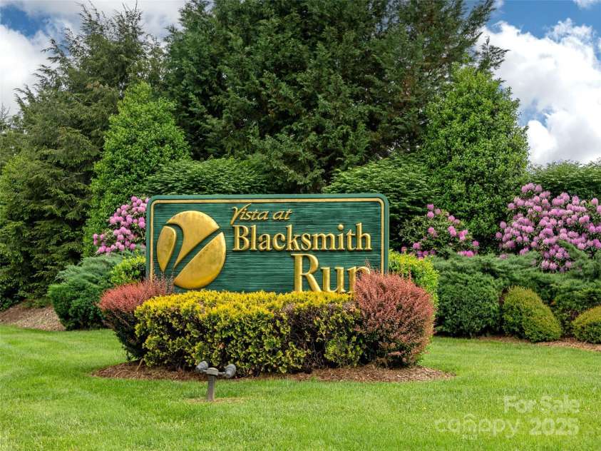 896 Blacksmith Run Drive, Hendersonville, NC 28792.  MLS# CAR4259496, YatesRealty ID 14708. 