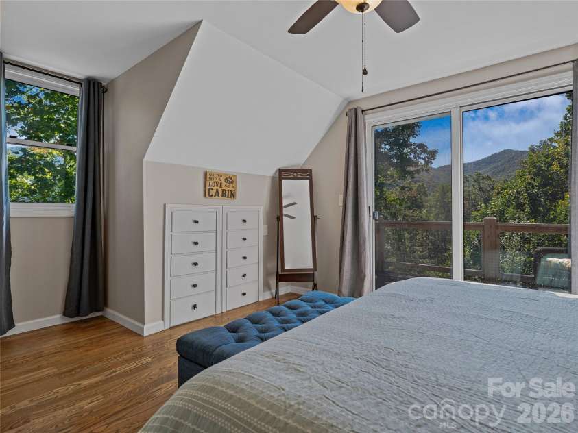 382 Black Oak Cove Road, Candler, NC 28715.  MLS# CAR4310781, YatesRealty ID 14709. 