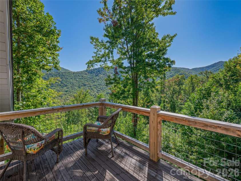 382 Black Oak Cove Road, Candler, NC 28715.  MLS# CAR4310781, YatesRealty ID 14709. 