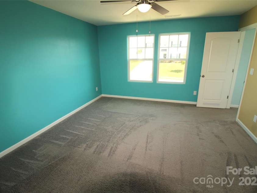 518 Dutch White Drive, Clover, SC 29710.  MLS# CAR4301115, YatesRealty ID 14709. 