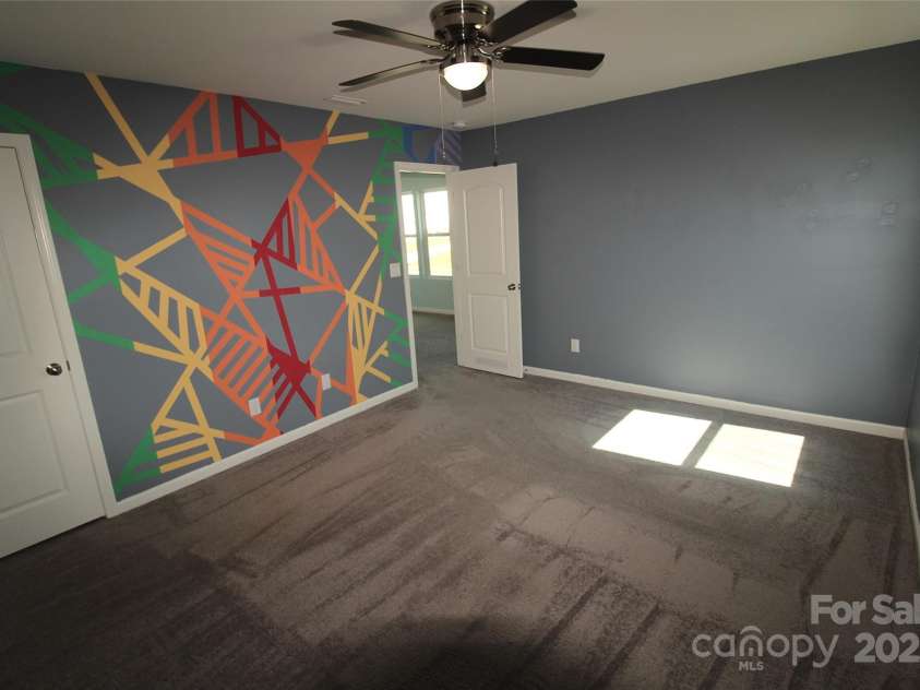 518 Dutch White Drive, Clover, SC 29710.  MLS# CAR4301115, YatesRealty ID 14709. 