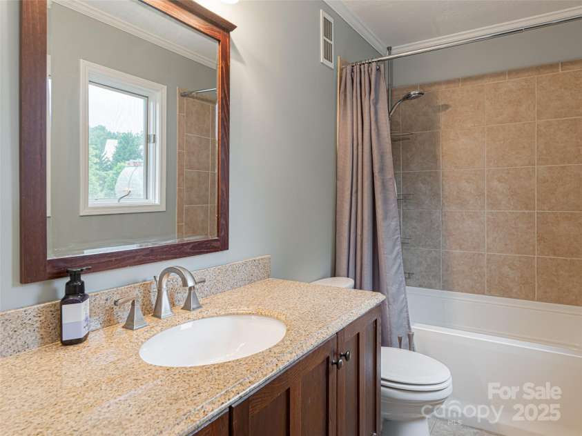 201 Racquet Club Road, Asheville, NC 28803.  MLS# CAR4266745, YatesRealty ID 1471. 