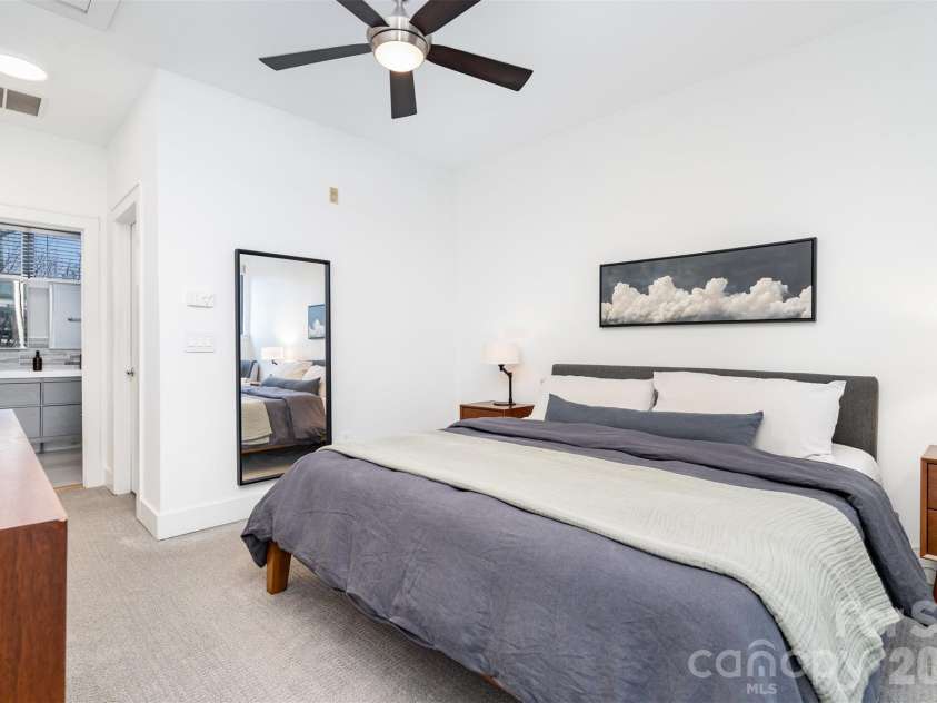 514 Mcdowell Street, Charlotte, NC 28204.  MLS# CAR4327095, YatesRealty ID 1471. 