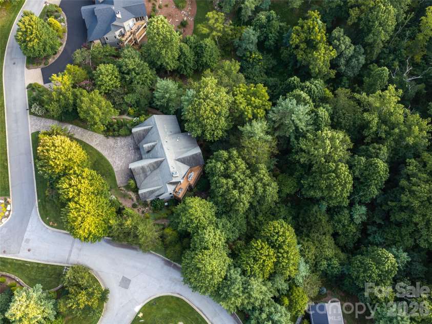 256 Senator Reynolds Road, Asheville, NC 28804.  MLS# CAR4245767, YatesRealty ID 14710. 