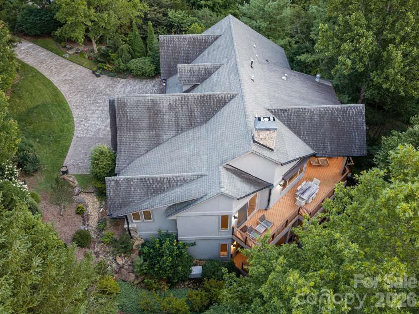 256 Senator Reynolds Road, Asheville, NC 28804.  MLS# CAR4245767, YatesRealty ID 14710. 