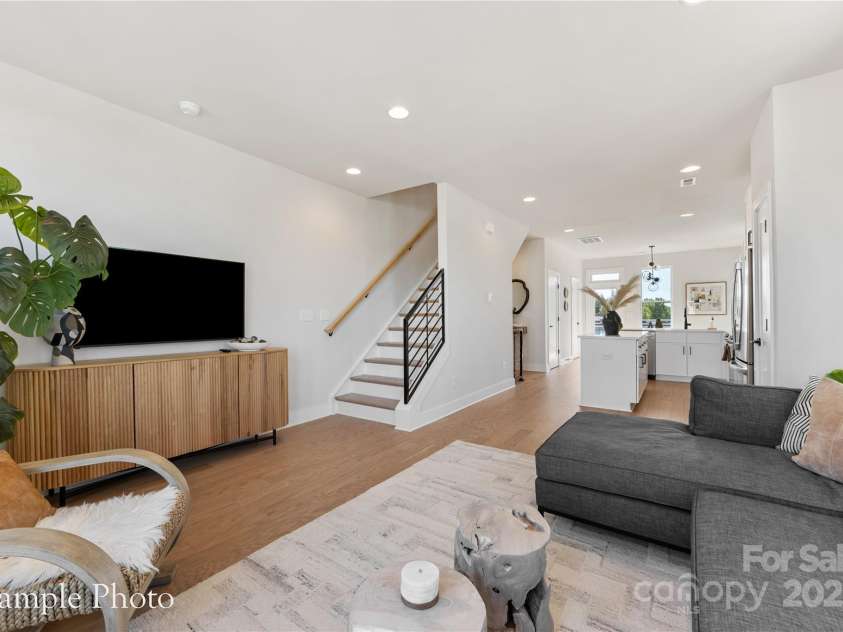 138 Red Azalea Lane, Charlotte, NC 28217.  MLS# CAR4250160, YatesRealty ID 14712. 