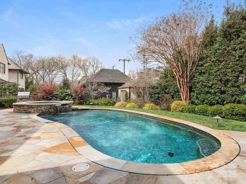 2021 Coniston Place, Charlotte, NC 28207.  MLS# CAR4237058, YatesRealty ID 14713. Pool