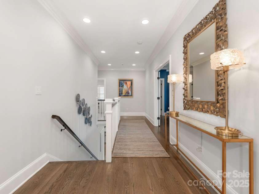 2021 Coniston Place, Charlotte, NC 28207.  MLS# CAR4237058, YatesRealty ID 14713. Upstairs Landing