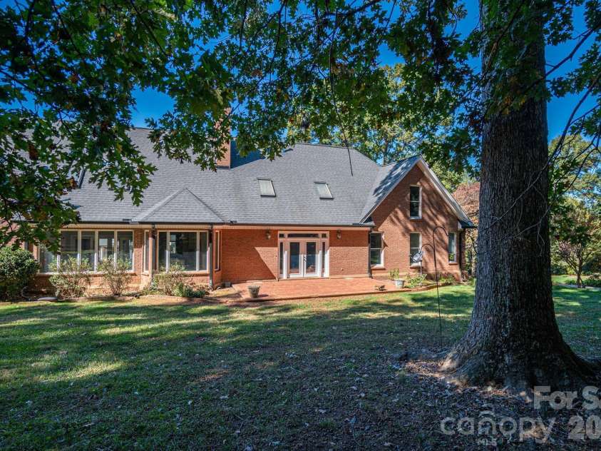 208 Hollow Road, Lincolnton, NC 28092.  MLS# CAR4316864, YatesRealty ID 14714. 