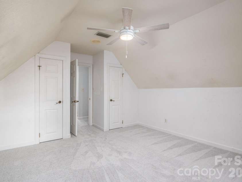 208 Hollow Road, Lincolnton, NC 28092.  MLS# CAR4316864, YatesRealty ID 14714. Double closets