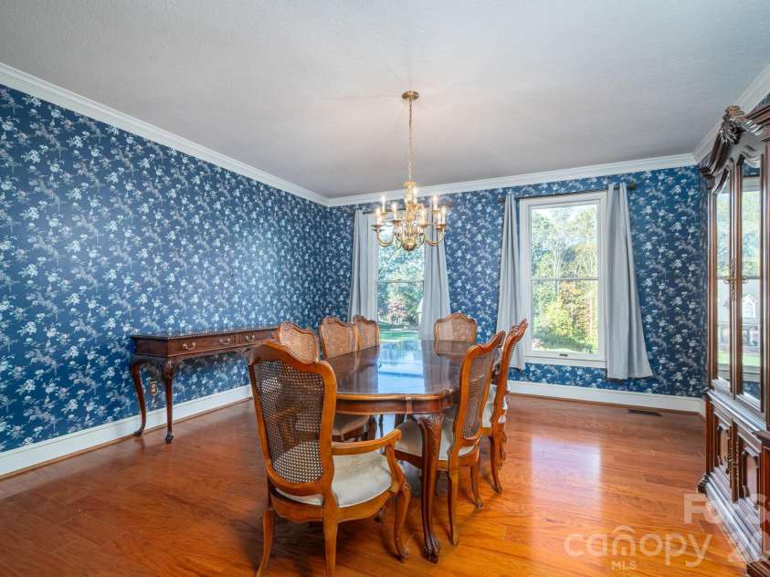 208 Hollow Road, Lincolnton, NC 28092.  MLS# CAR4316864, YatesRealty ID 14714. Formal Dining Room
