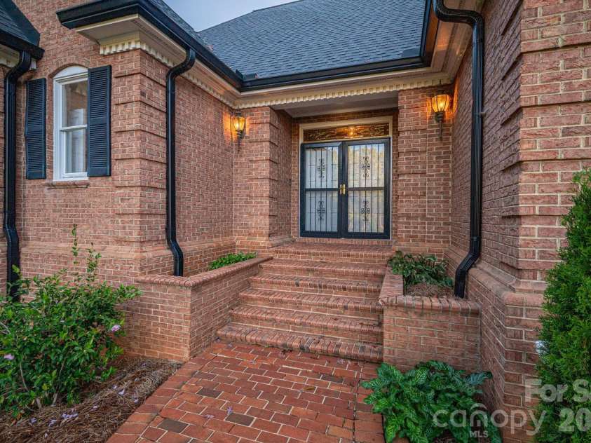 208 Hollow Road, Lincolnton, NC 28092.  MLS# CAR4316864, YatesRealty ID 14714. Front Door Entry
