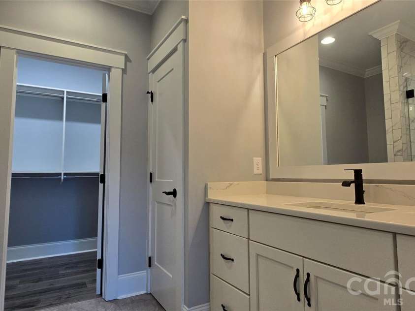 5282 Lake Glenn Drive, Stanfield, NC 28163.  MLS# CAR4370612, YatesRealty ID 14715. 