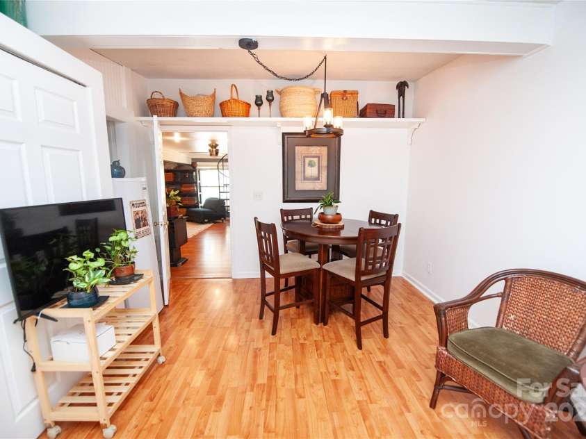 1924 Lamb Mountain Road, Hendersonville, NC 28792.  MLS# CAR4298658, YatesRealty ID 14717. Main Home