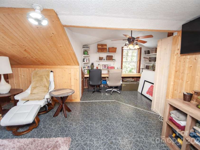 1924 Lamb Mountain Road, Hendersonville, NC 28792.  MLS# CAR4298658, YatesRealty ID 14717. Main Home