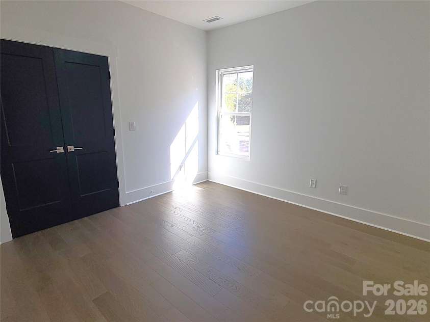 444 19th Avenue Circle, Hickory, NC 28601.  MLS# CAR4187456, YatesRealty ID 14718. Bedroom 3