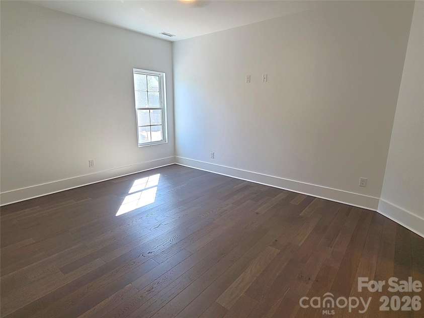 444 19th Avenue Circle, Hickory, NC 28601.  MLS# CAR4187456, YatesRealty ID 14718. Bedroom 4