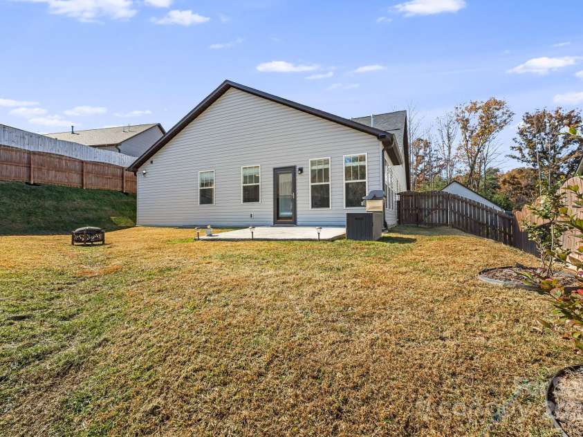 504 Rosebud Orchid Way, Weaverville, NC 28787.  MLS# CAR4318464, YatesRealty ID 14719. Expansive Backyard for pets with two Blueberry Trees - Sellers had fresh berries several times this year!