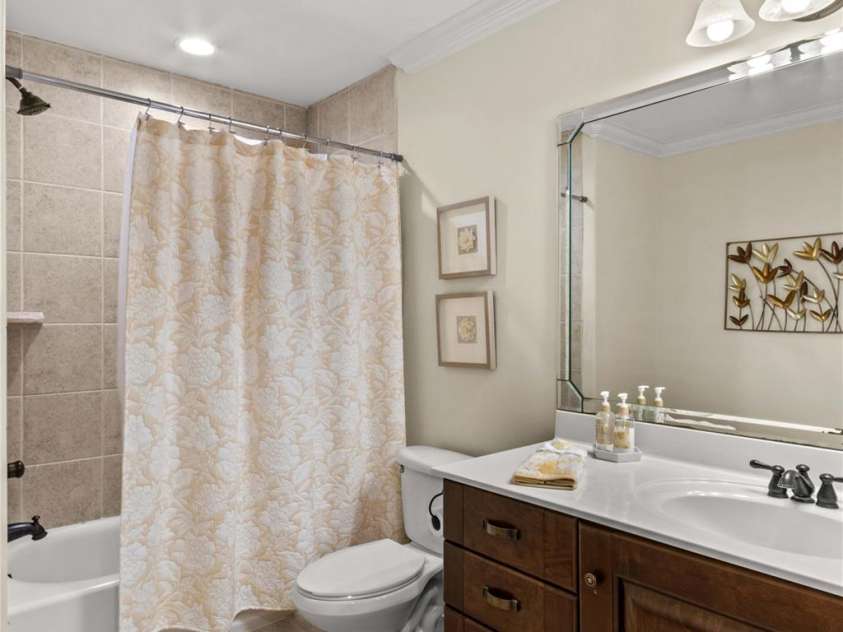 7923 Mountain Shore Drive, Sherrills Ford, NC 28673.  MLS# CAR4251735, YatesRealty ID 14719. 