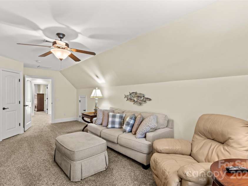 7923 Mountain Shore Drive, Sherrills Ford, NC 28673.  MLS# CAR4251735, YatesRealty ID 14719. 