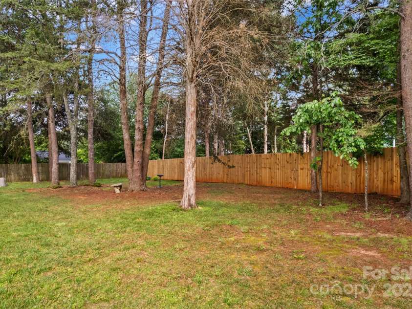 7923 Mountain Shore Drive, Sherrills Ford, NC 28673.  MLS# CAR4251735, YatesRealty ID 14719. 