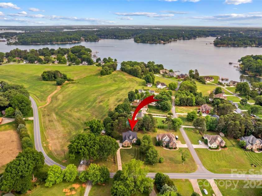 7923 Mountain Shore Drive, Sherrills Ford, NC 28673.  MLS# CAR4251735, YatesRealty ID 14719. 