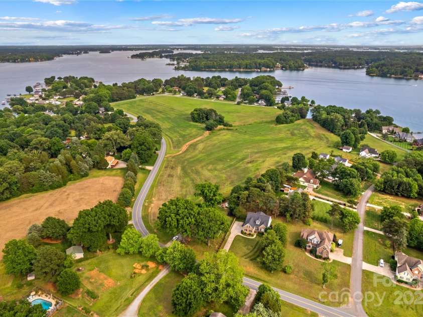 7923 Mountain Shore Drive, Sherrills Ford, NC 28673.  MLS# CAR4251735, YatesRealty ID 14719. 