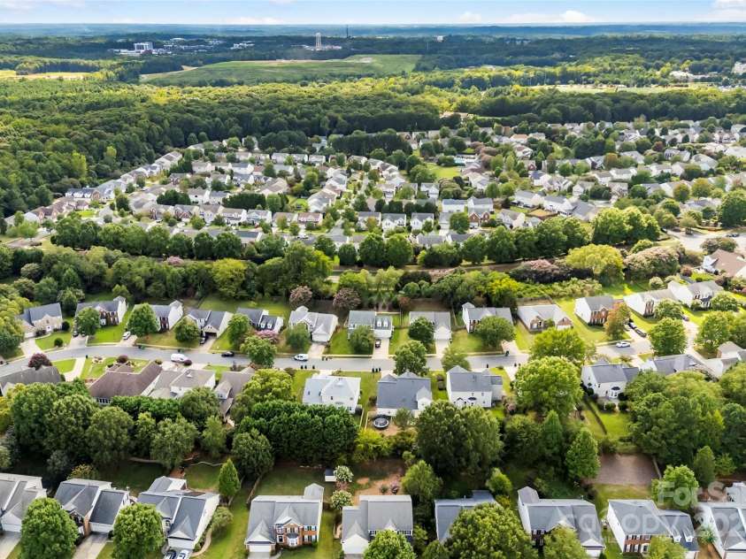 17240 Georgian Hall Drive, Charlotte, NC 28277.  MLS# CAR4296135, YatesRealty ID 1472. 