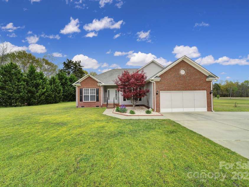 2880 Harmony Road, Rock Hill, SC 29730.  MLS# CAR4220219, YatesRealty ID 14720. 