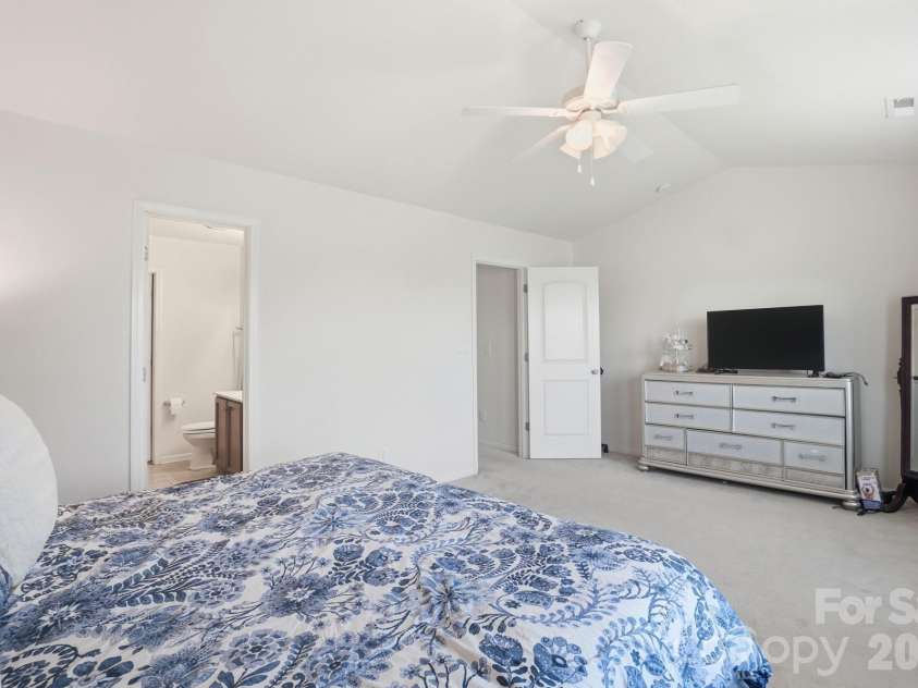 117 Langhorne Drive, Mount Holly, NC 28120.  MLS# CAR4371907, YatesRealty ID 14721. 