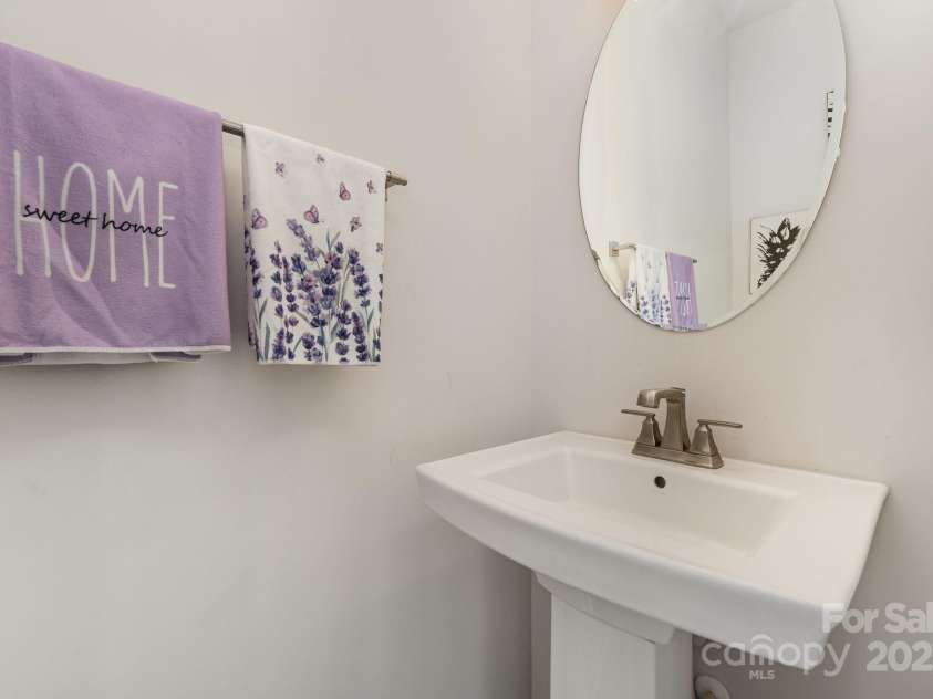 532 Billingsley Road, Charlotte, NC 28211.  MLS# CAR4241781, YatesRealty ID 14721. 