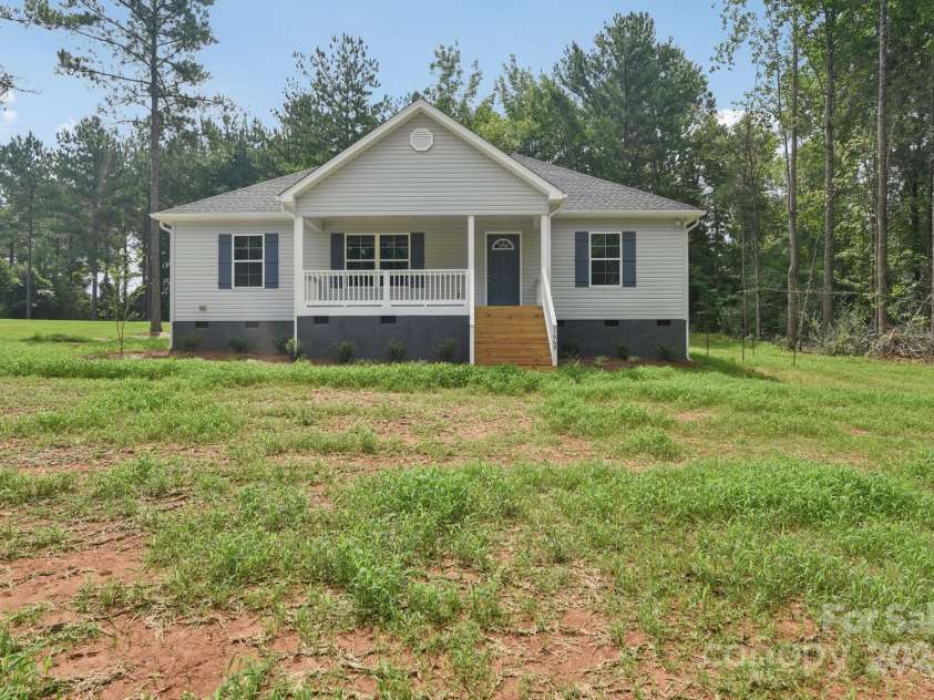 1669 California Road, York, SC 29745.  MLS# CAR4257884, YatesRealty ID 14723. 